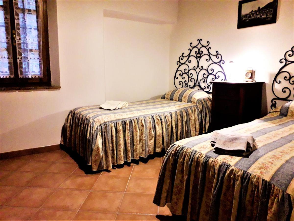 Antica Torre "La Casalta" Apartman Petroio Kültér fotó